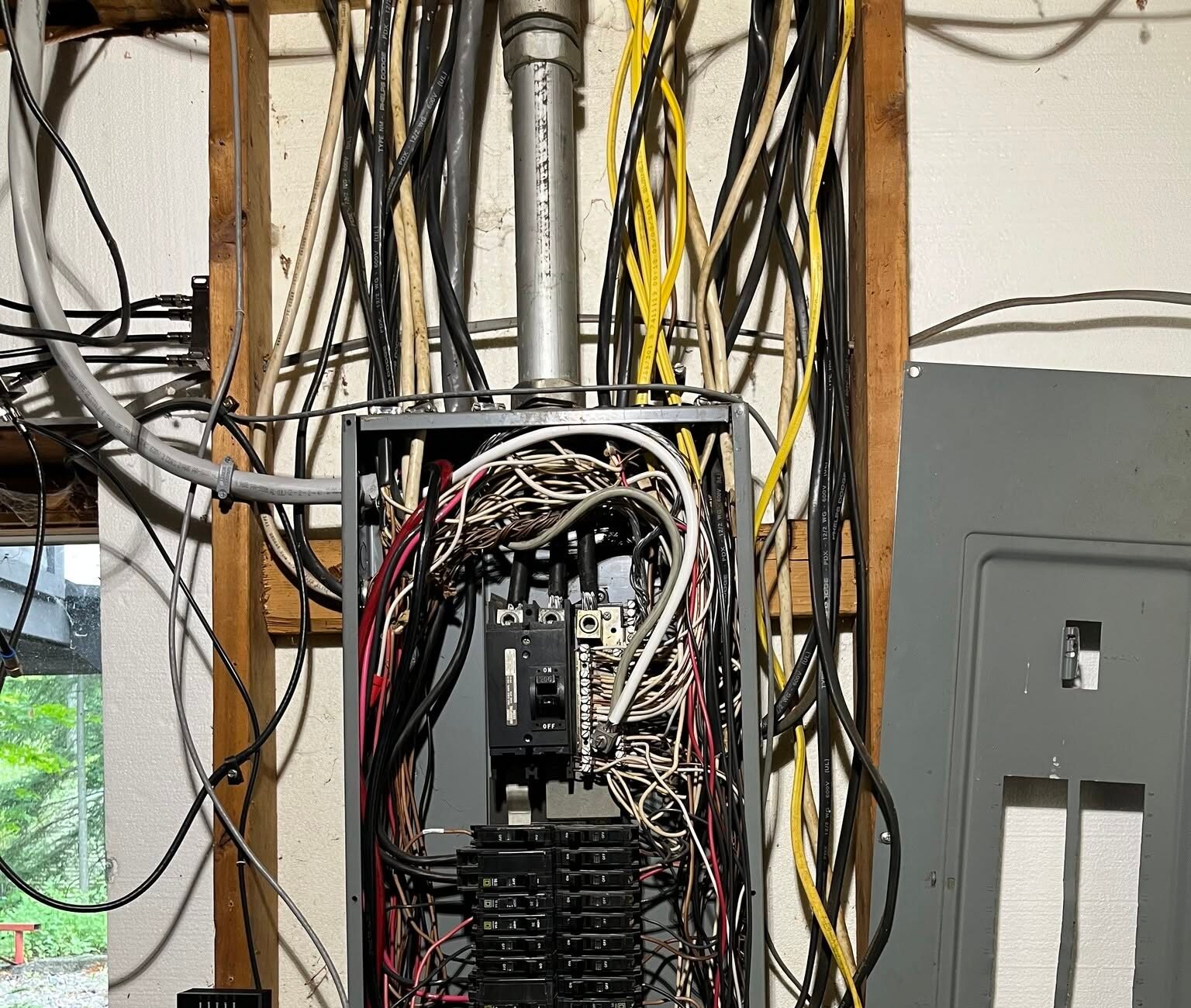 Electrical wiring before rework